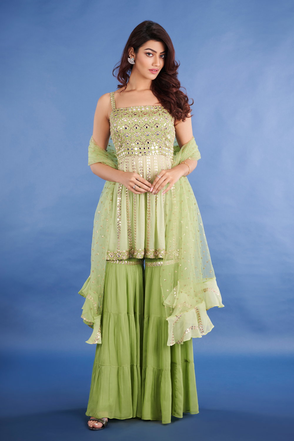 dhoti peplum dress G3+ - Pink Georgette Peplum Style Dhoti Suit Price : INR 5595 Product Code : G3-WSS31241 Shop Online : https://bit.ly/3gNX1K2